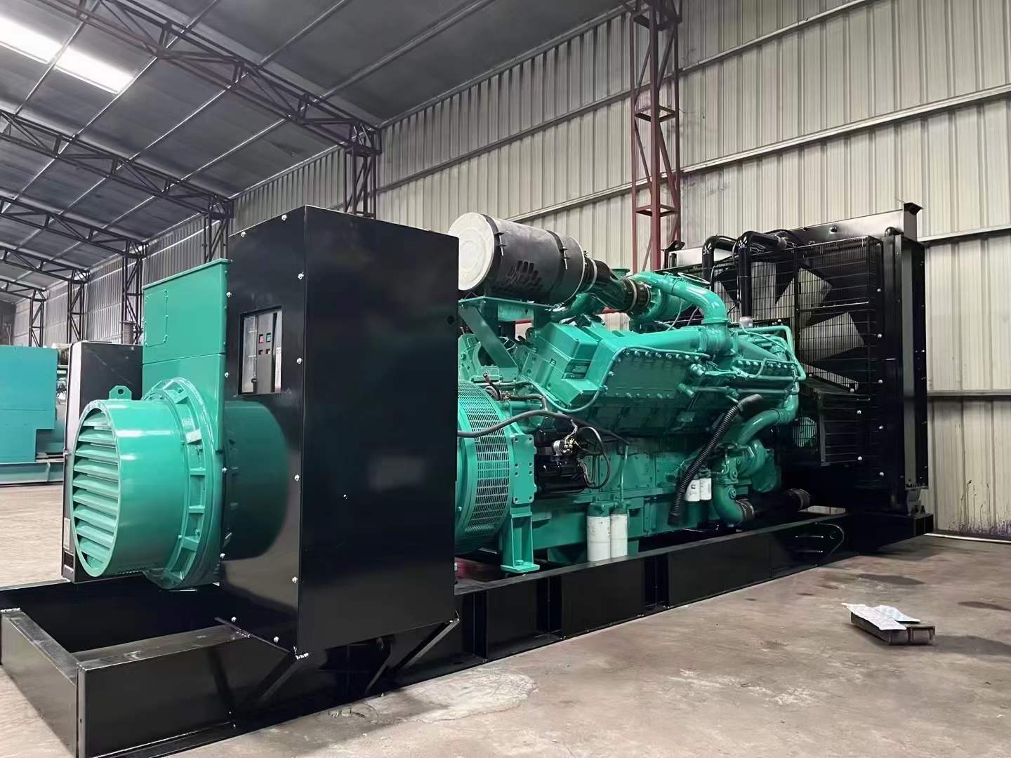 卓尼如何降低 800kW 柴油发电机输出电流的波动？