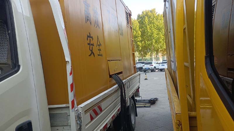 卓尼如何判断柴油发电机组和UPS电源的切换时间是否符合要求？